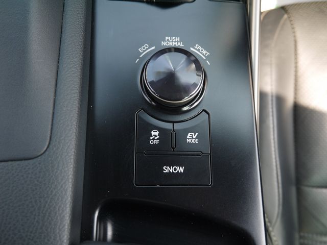 Lexus IS 2013-11 1244-7