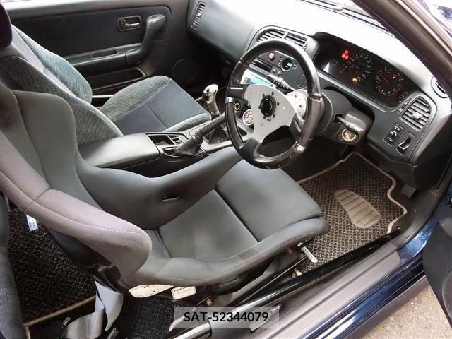 Nissan SKYLINE COUPE 1994-07 302515-6
