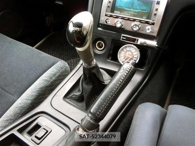Nissan SKYLINE COUPE 1994-07 302515-15