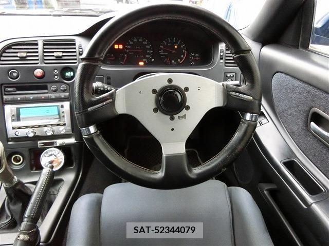 Nissan SKYLINE COUPE 1994-07 302515-9