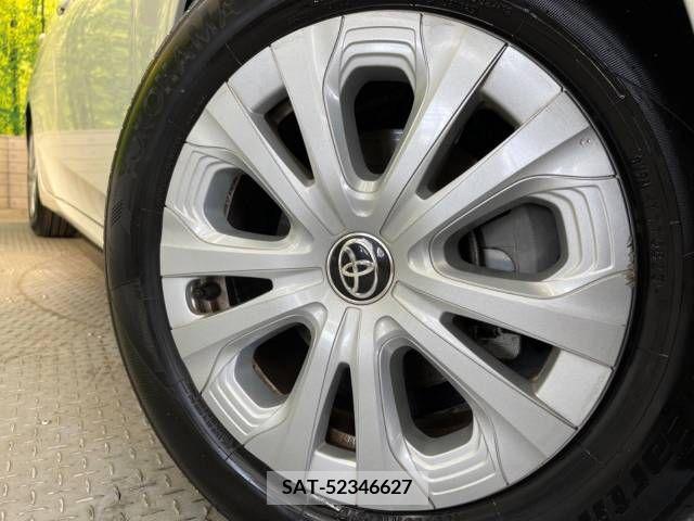 Toyota PRIUS 2019-04 281850-13