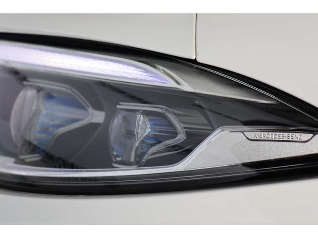 Mercedes Benz CLS-CLASS 2018-10 15472-14
