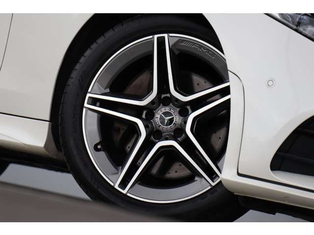 Mercedes Benz CLS-CLASS 2018-10 15472-12