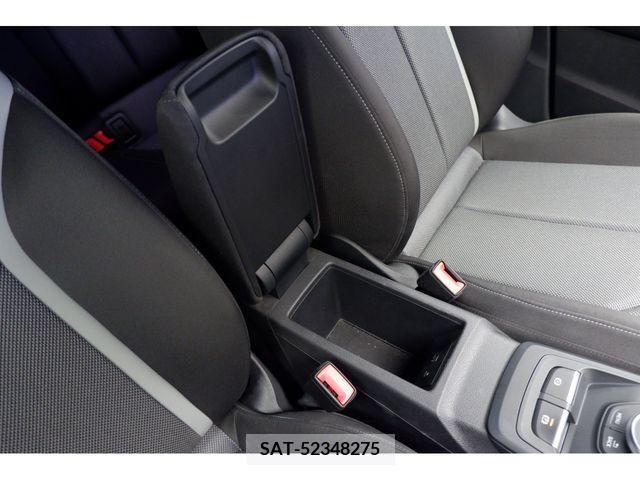 Audi Q2 2019-08 386770-10