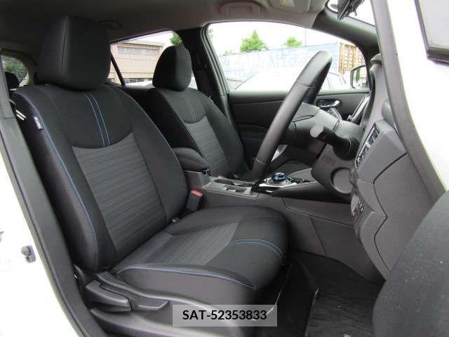 Nissan LEAF 2020-12 324811-17