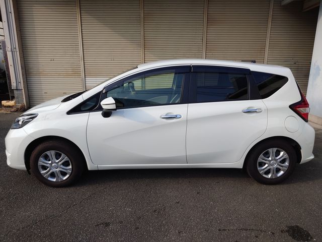 Nissan NOTE 2020-06 8878-16