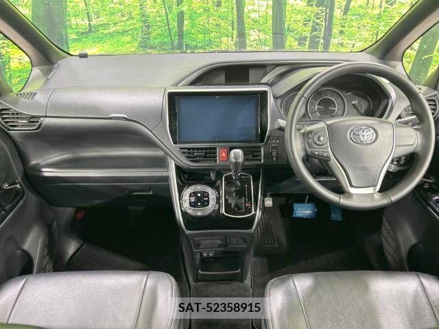 Toyota VOXY 2018-07 288947-1