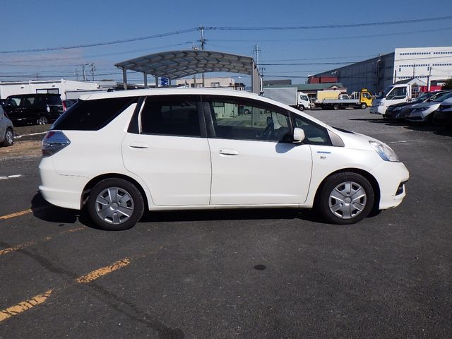 Honda FIT SHUTTLE HYBRID 2014-11 192836-4