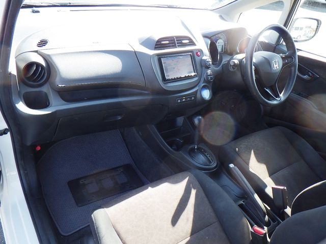 Honda FIT SHUTTLE HYBRID 2014-11 192836-8