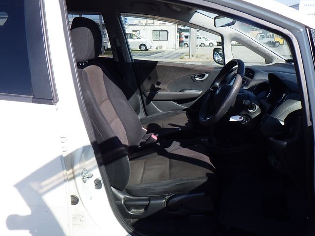 Honda FIT SHUTTLE HYBRID 2014-11 192836-7