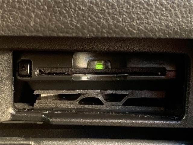 Nissan SERENA 2014-02 189206-11