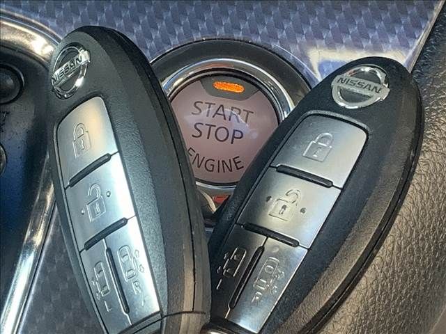 Nissan SERENA 2014-02 189206-15