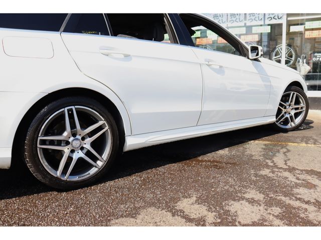 Mercedes Benz E-CLASS 2015-01 15479-23