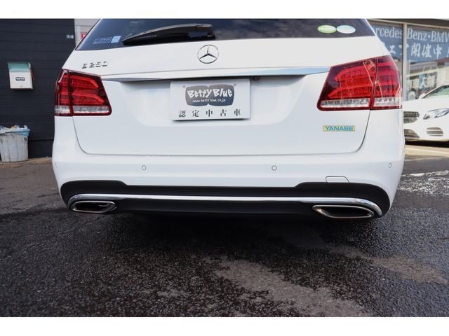 Mercedes Benz E-CLASS 2015-01 15479-17
