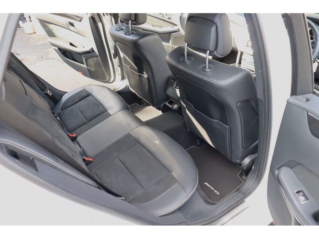 Mercedes Benz E-CLASS 2015-01 15479-3