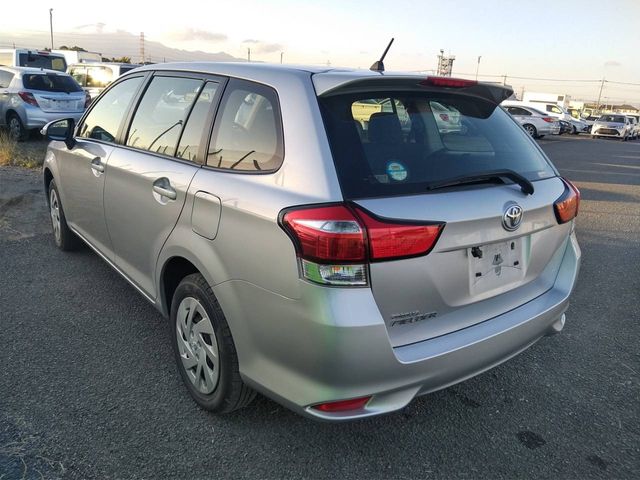 Toyota COROLLA FIELDER 2018-04 189691-2