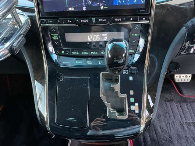 Toyota VELLFIRE 2015-01 13009-19