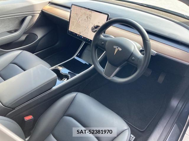 Tesla MODEL 3 2020-01 371773-13