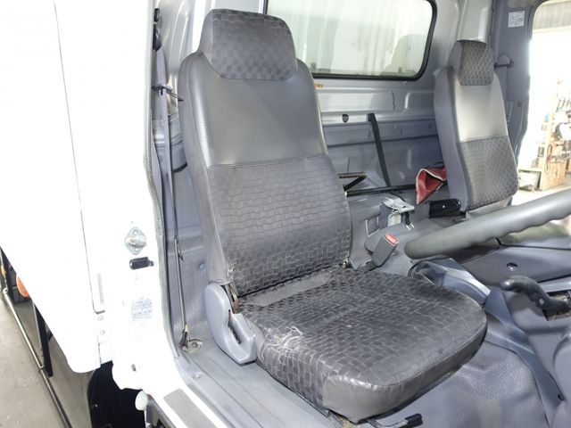 Isuzu ELF TRUCK 2007-03 3364-16