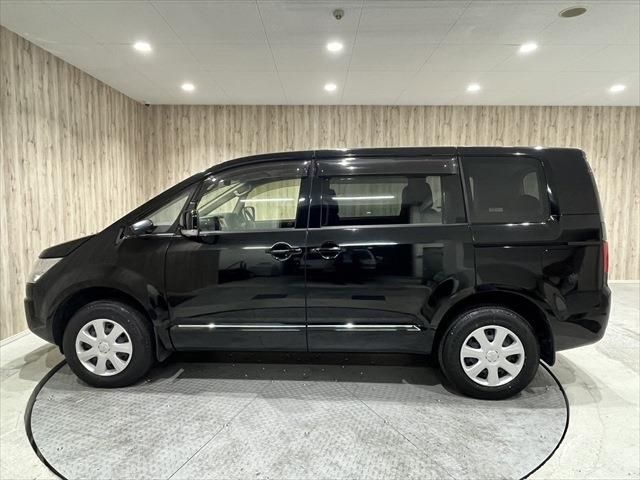 Mitsubishi DELICA D5 2019-07 13300-7