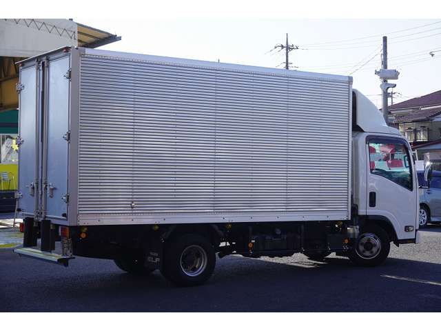 Isuzu ELF TRUCK 2018-01 29033-7