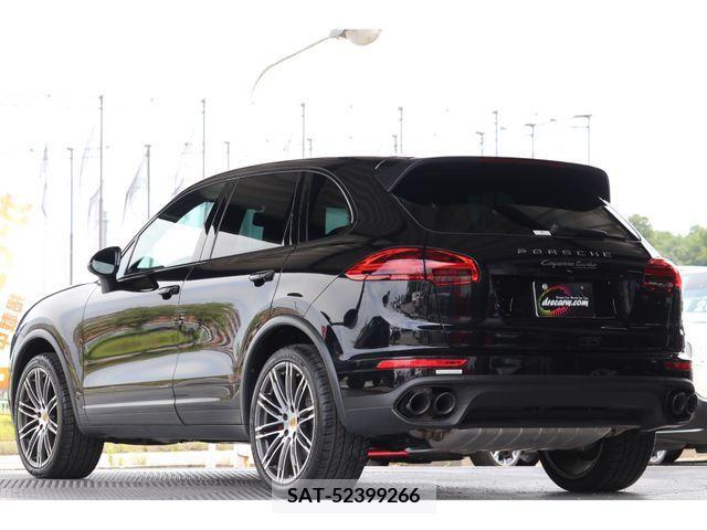 Porsche CAYENNE 2015-04 320063-2