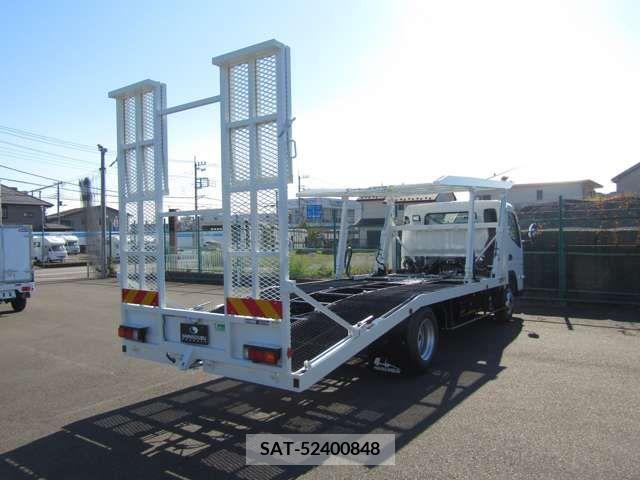 Mitsubishi CANTER 2023-07 379254-4