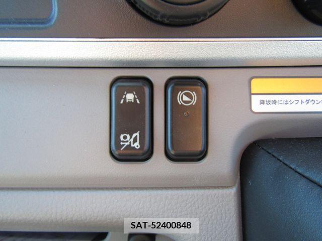 Mitsubishi CANTER 2023-07 379254-22