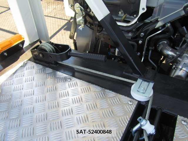 Mitsubishi CANTER 2023-07 379254-18