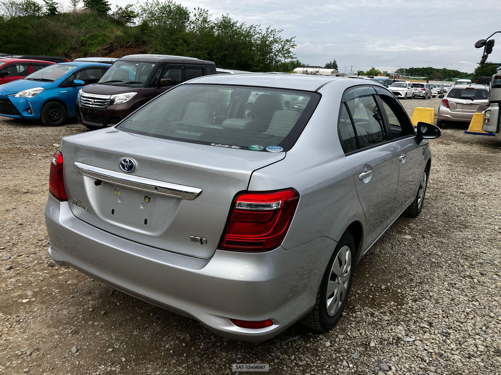 Toyota COROLLA AXIO 2017-02 258289-2