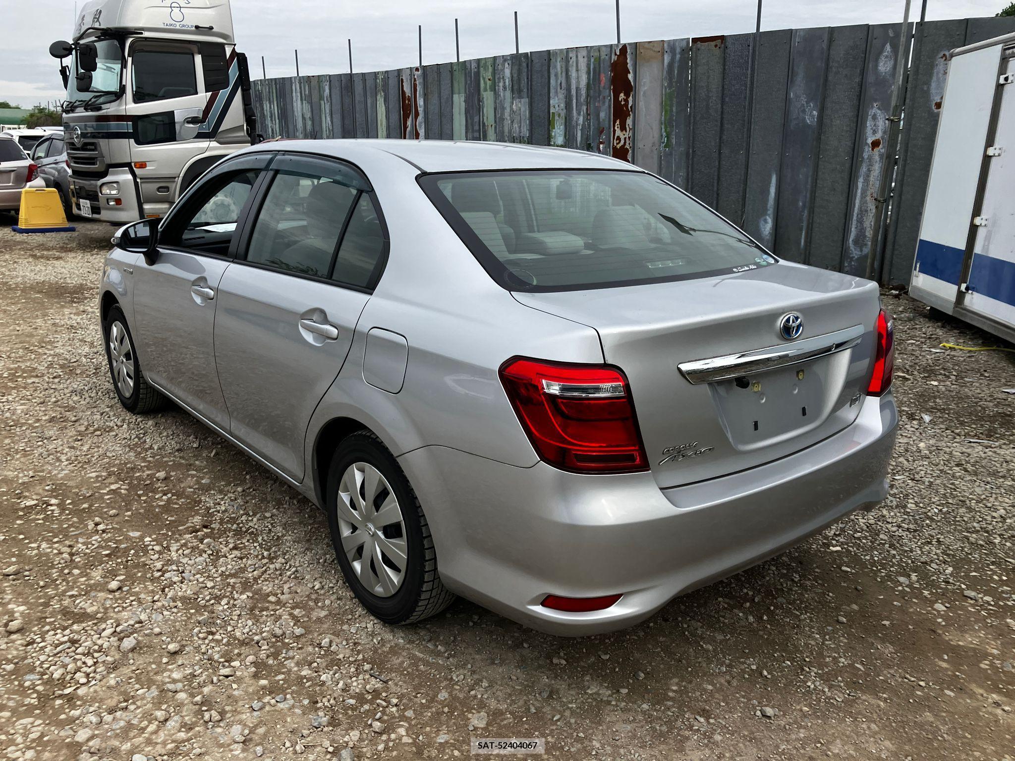 Toyota COROLLA AXIO 2017-02 258289-3
