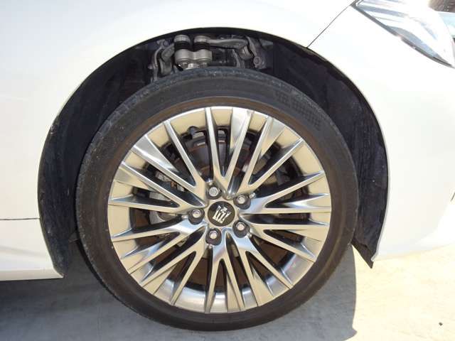 Toyota CROWN 2018-06 187053-13