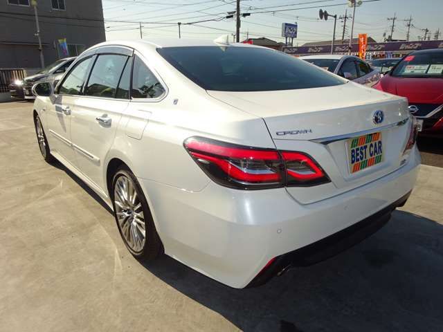 Toyota CROWN 2018-06 187053-2
