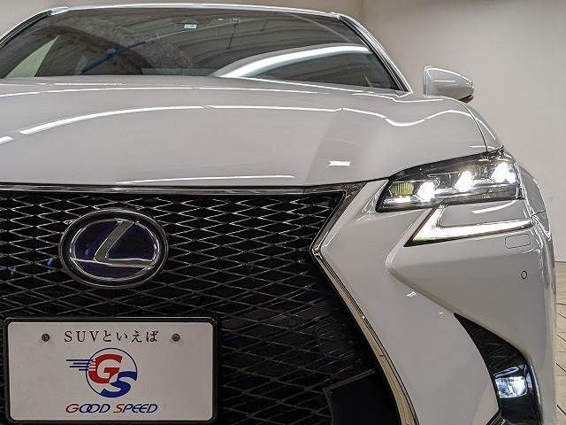 Lexus GS 2017-02 10833-17