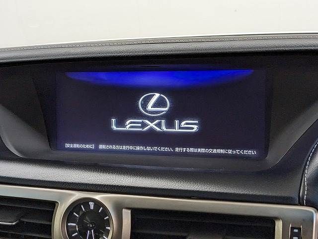 Lexus GS 2017-02 10833-2