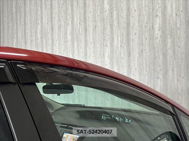 Toyota PRIUS 2011-08 282162-6