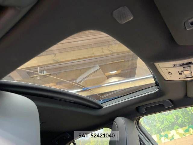 Lexus UX 2021-07 353981-4