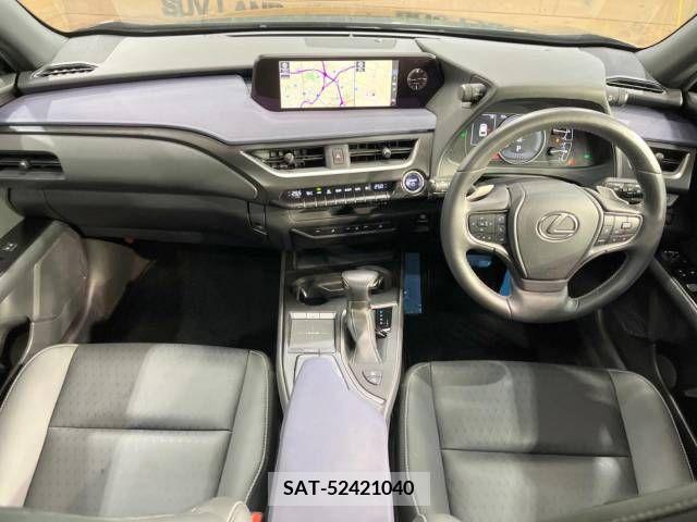 Lexus UX 2021-07 353981-1