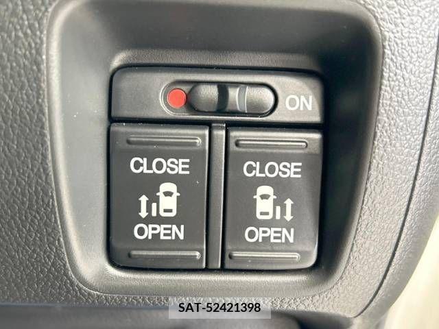 Honda N BOX CUSTOM 2017-05 345821-5