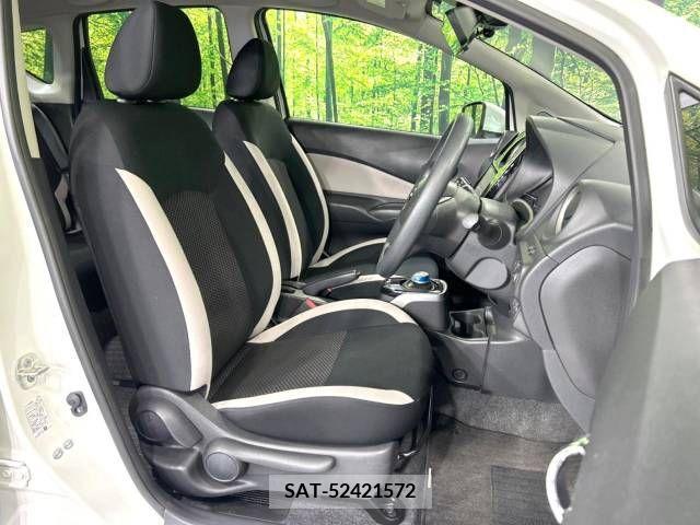 Nissan NOTE 2018-10 305435-8