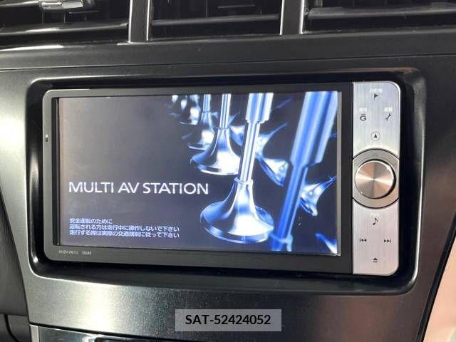 Toyota PRIUS ALPHA 2011-11 381199-2