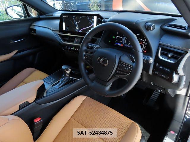 Lexus UX 2023-05 219309-19