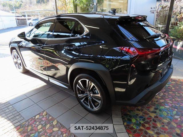 Lexus UX 2023-05 219309-8