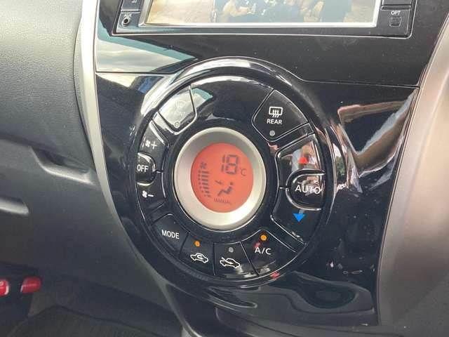 Nissan NOTE 2015-04 9779-11