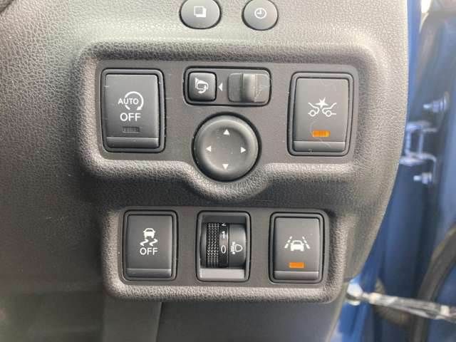 Nissan NOTE 2015-04 9779-14