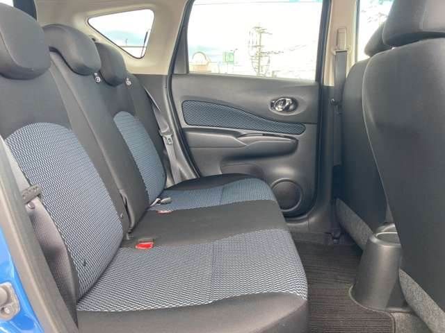 Nissan NOTE 2015-04 9779-16