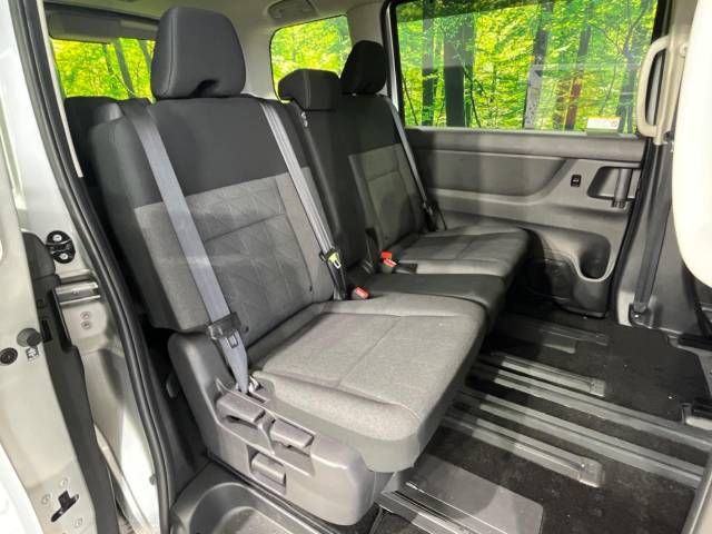 Nissan SERENA 2023-03 28227-9