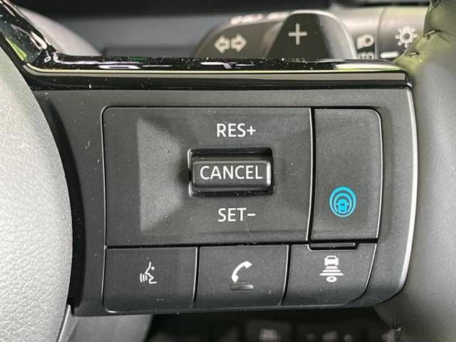 Nissan SERENA 2023-03 28227-4