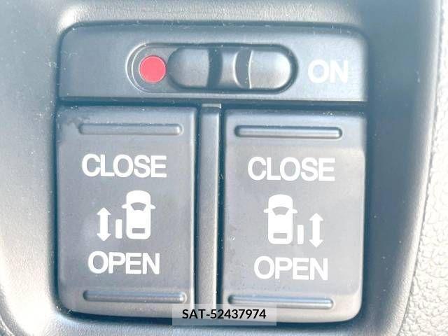 Honda N BOX 2016-10 278794-2