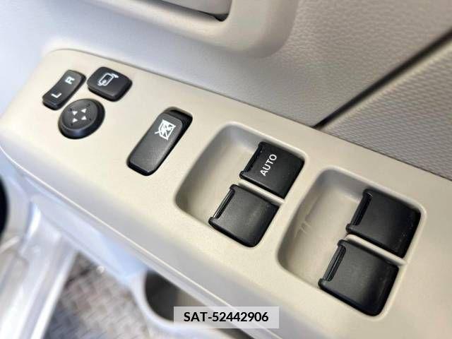 Mazda FLAIR 2020-03 360388-7